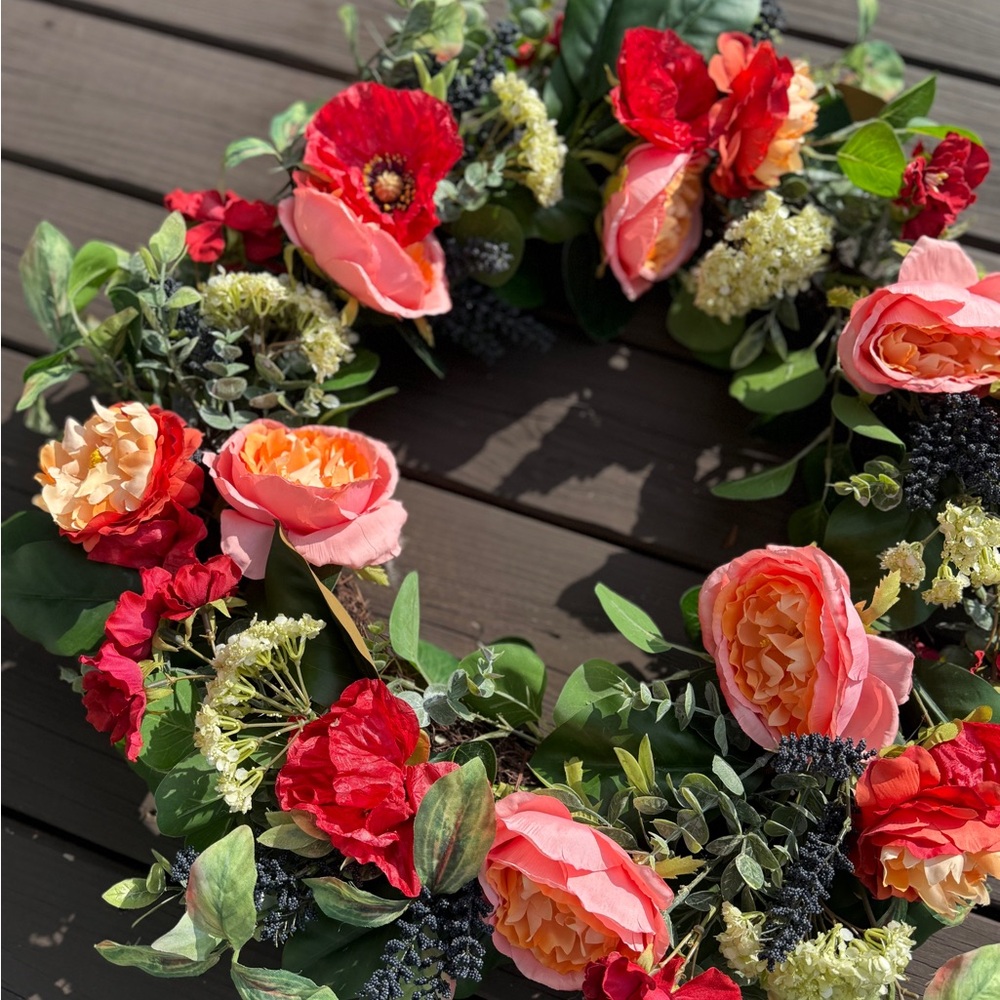 Frontgate Floral Wreath - NWT - Picture 6 of 13